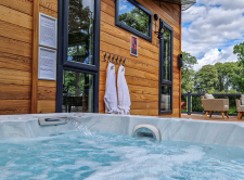 Sycamore Lodge   00   02