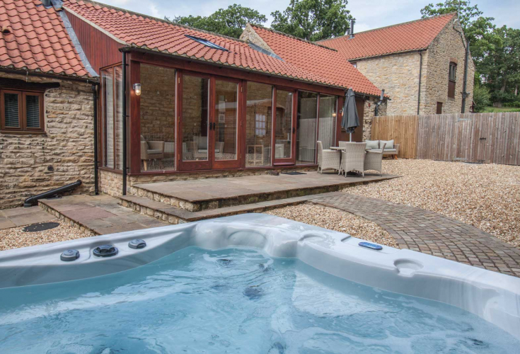 Farndale Cottage Hot Tub